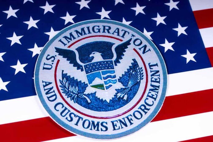 1055129168 featured image Texas Legislation Would Mandate ICE Cooperation From Some Sheriffs
