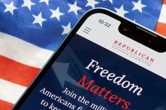 2224008081 featured image Smartphone and American flag promoting Republican National Committee