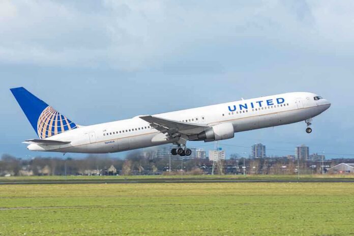 390504661 featured image United airplane taking off from a runway
