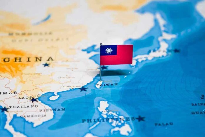 1326752498 featured image Flag of Taiwan on map